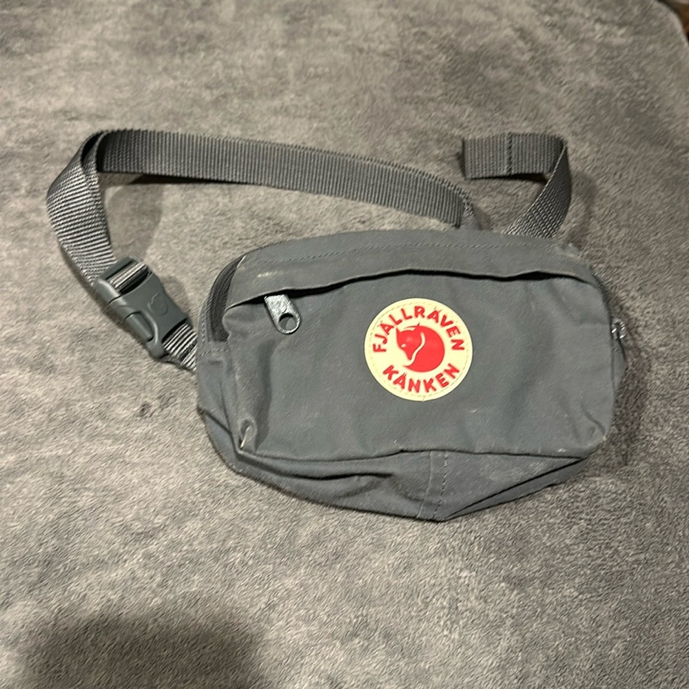 Fjallraven Kanken belt bag
